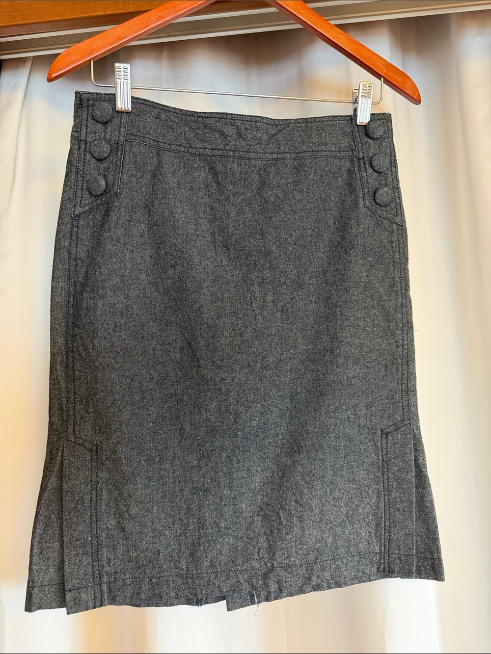 Classic Women's Gray/Black Denim Skirt